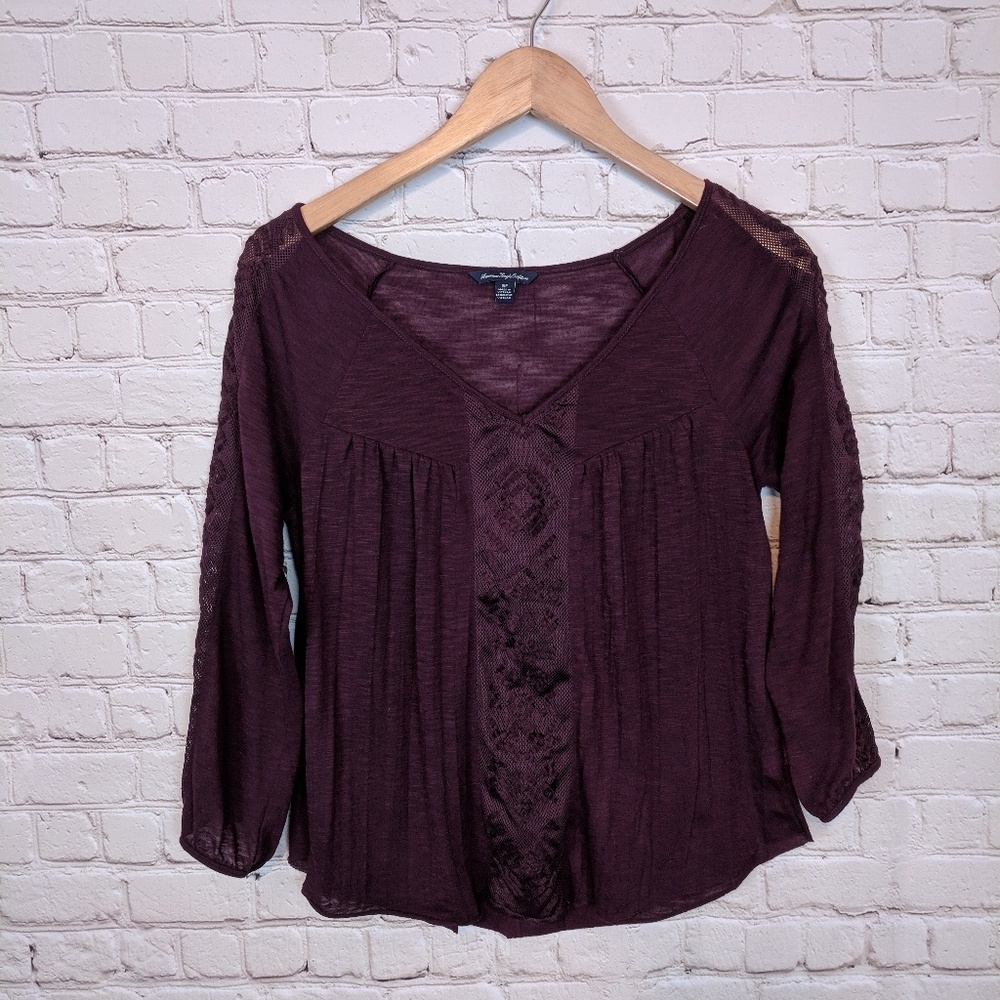 🍂American Eagle Plum Embroidered Burnout Top
